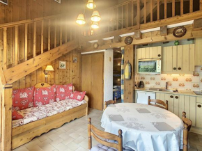 Duplex 35m² à 2 pas du centre de Combloux, 4 couchages, balcon, proche pistes - FR-1-560-19